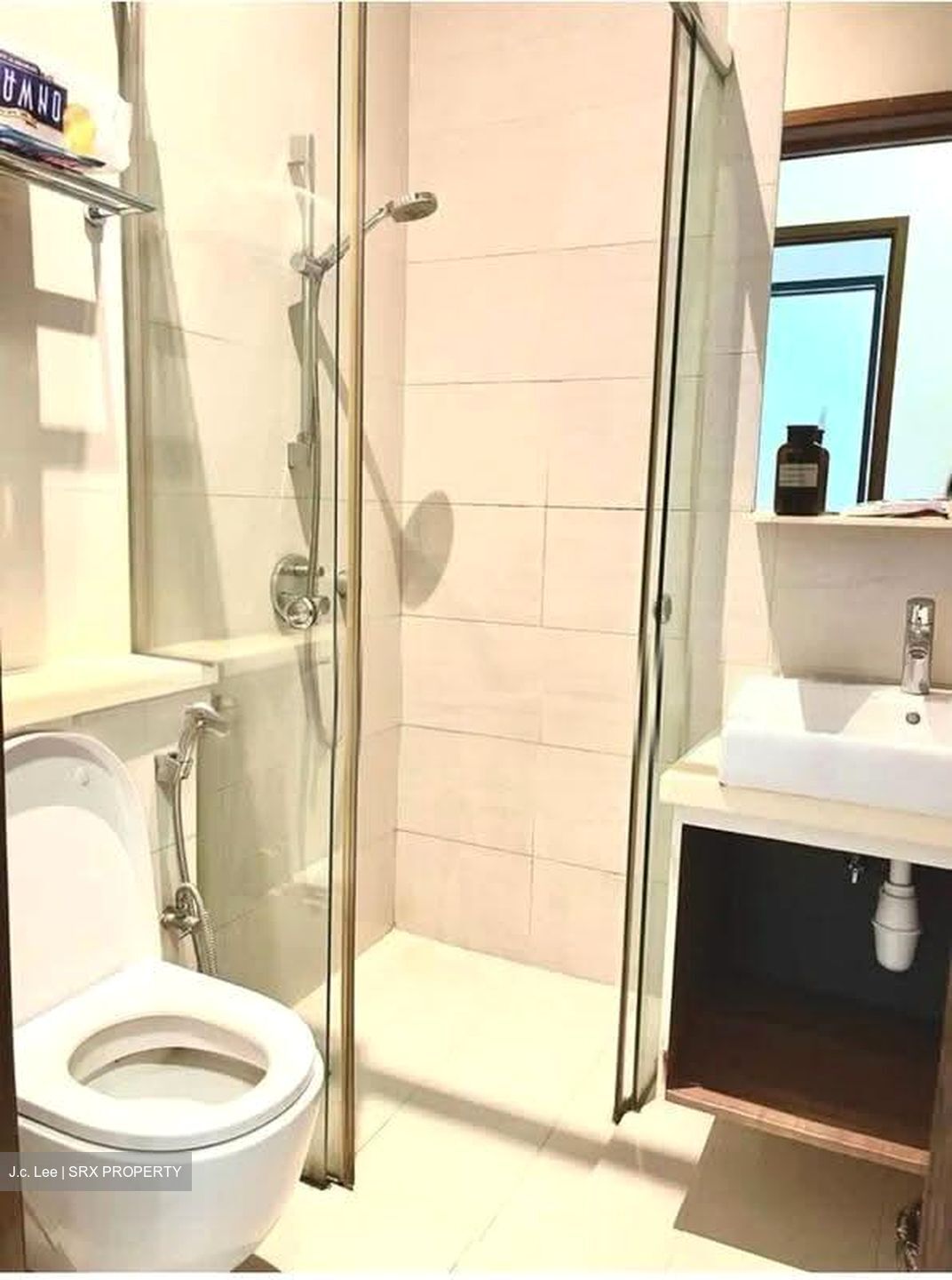 8 Farrer Suites (D8), Apartment #627088811